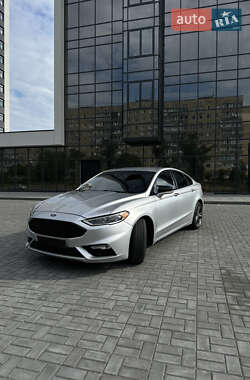 Седан Ford Fusion 2016 в Дніпрі