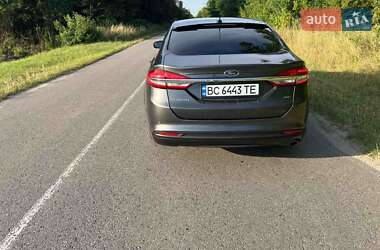 Седан Ford Fusion 2016 в 