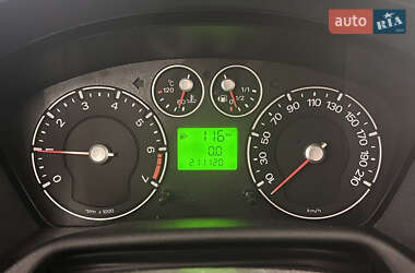 Хэтчбек Ford Fusion 2006 в 