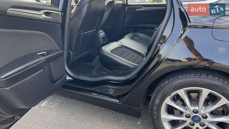 Седан Ford Fusion 2017 в Киеве фото 25 Седан Ford Fusion 2017 в Киеве