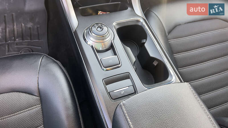 Седан Ford Fusion 2017 в Киеве фото 29 Седан Ford Fusion 2017 в Киеве