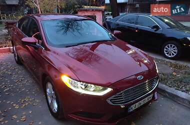 Седан Ford Fusion 2018 в 