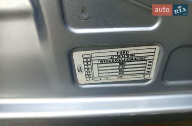 Хэтчбек Ford Fusion 2005 в 