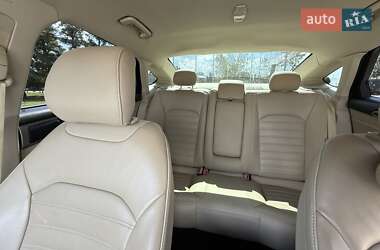 Седан Ford Fusion 2014 в 
