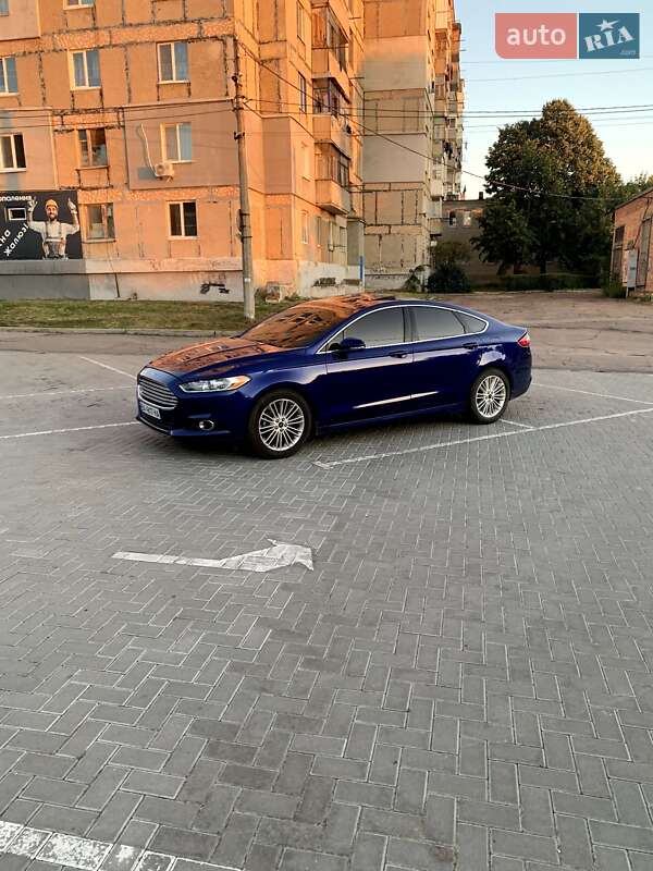 Седан Ford Fusion 2016 в Олександрії