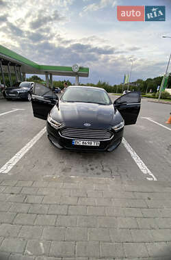 Седан Ford Fusion 2014 в 