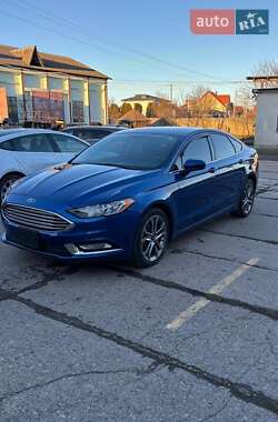 Седан Ford Fusion 2017 в 