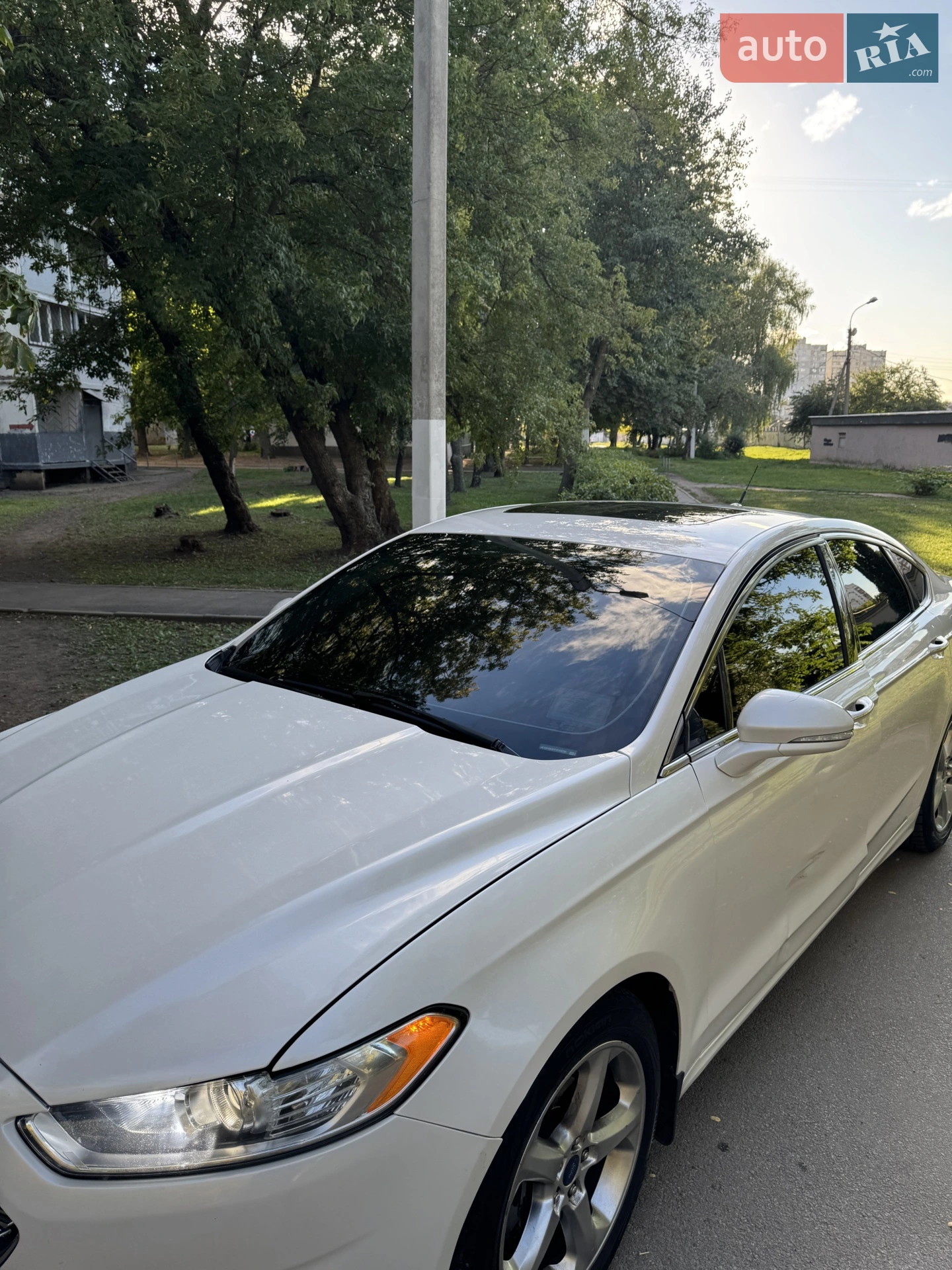 2014 Ford Fusion - мініатюра 10