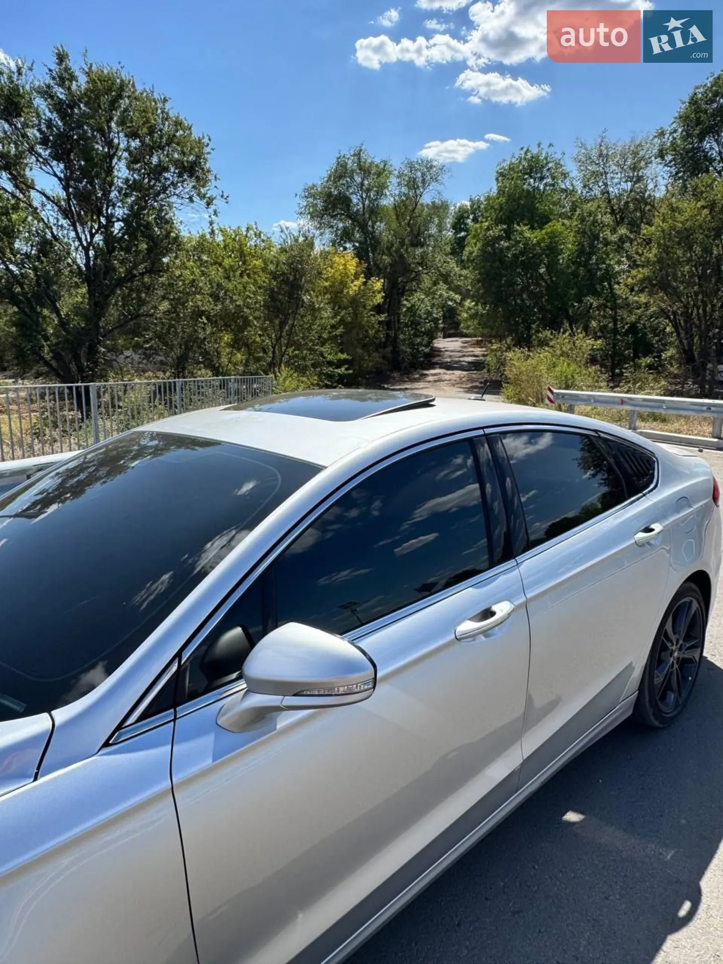 2016 Ford Fusion - мініатюра 16