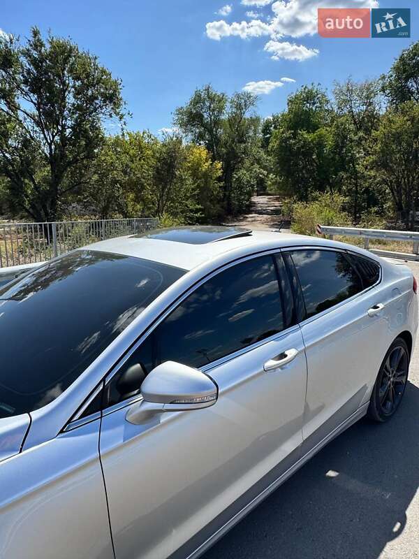 Седан Ford Fusion 2016 в Херсоні