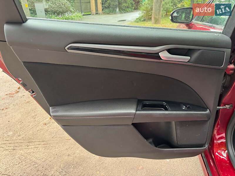 Седан Ford Fusion 2014 в Киеве