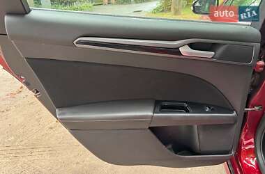 Седан Ford Fusion 2014 в 