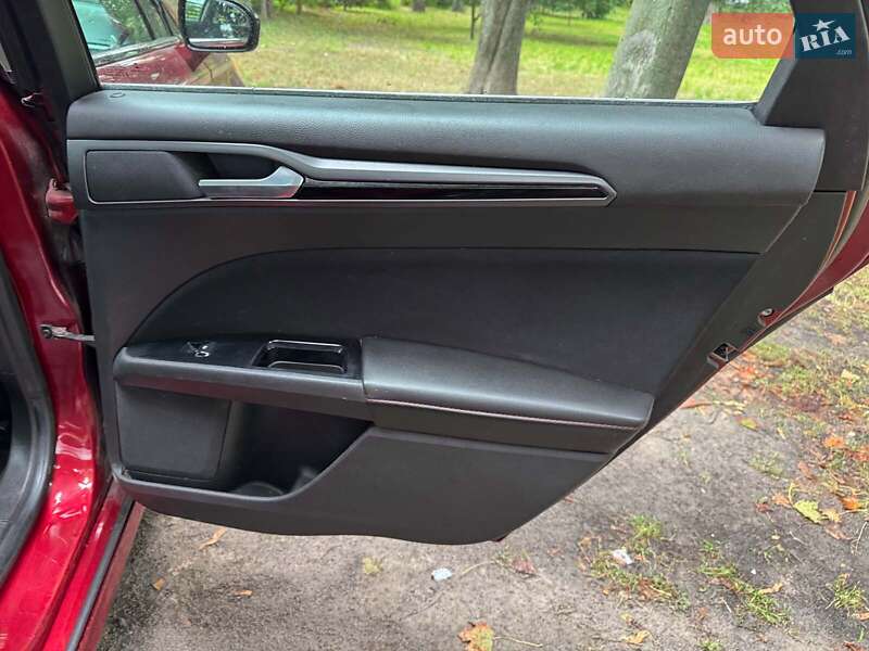 Седан Ford Fusion 2014 в Киеве