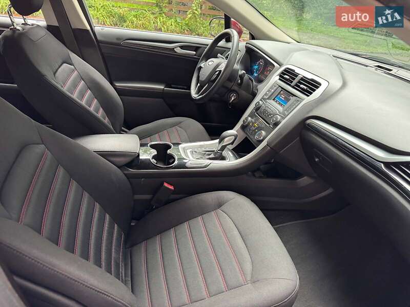 Седан Ford Fusion 2014 в Киеве