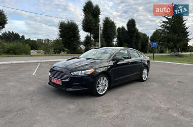Седан Ford Fusion 2013 в 