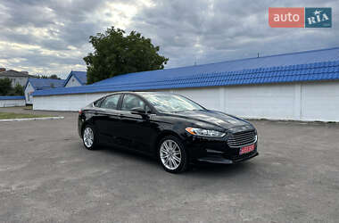 Седан Ford Fusion 2013 в 