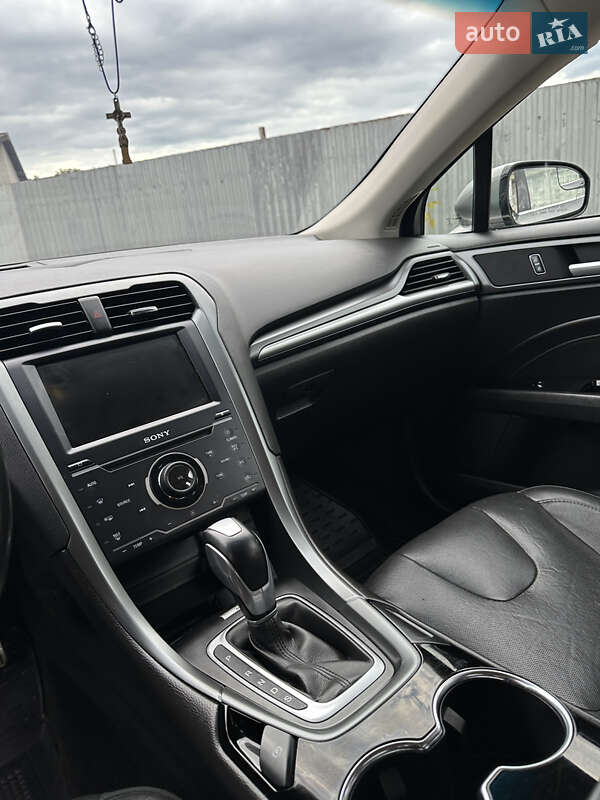 Седан Ford Fusion 2014 в Ивано-Франковске