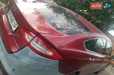 Седан Ford Fusion 2016 в 
