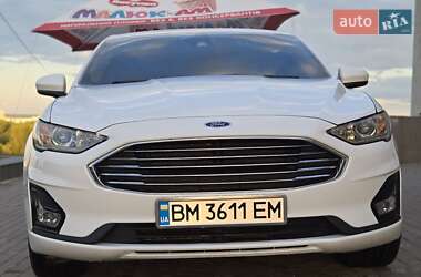 Седан Ford Fusion 2019 в 