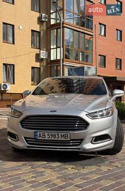 Седан Ford Fusion 2014 в 