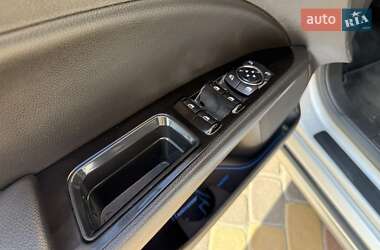 Седан Ford Fusion 2014 в 