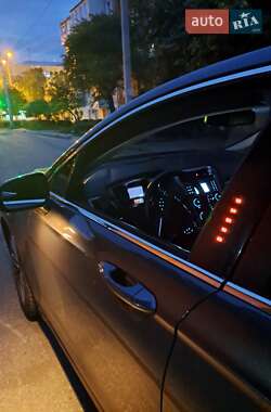 Седан Ford Fusion 2015 в 