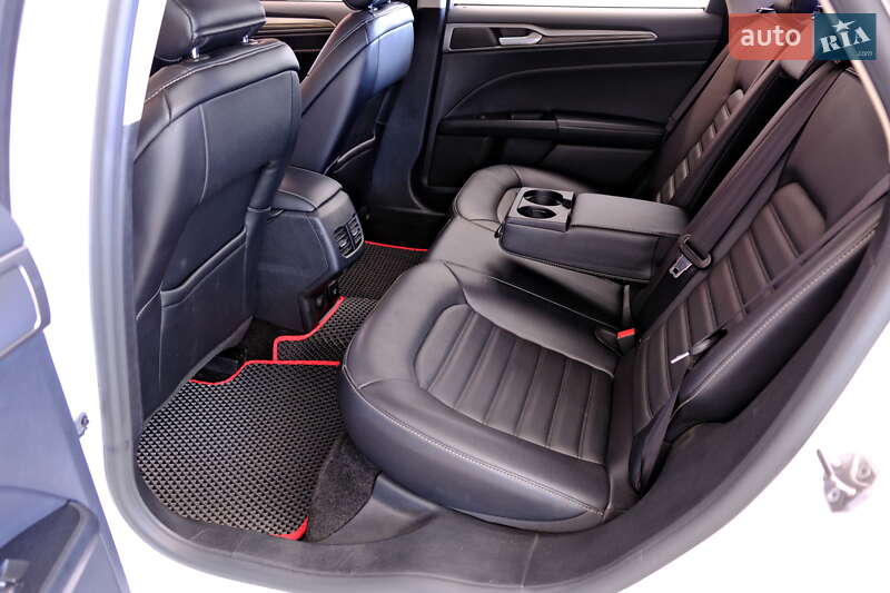 Седан Ford Fusion 2017 в Одессе