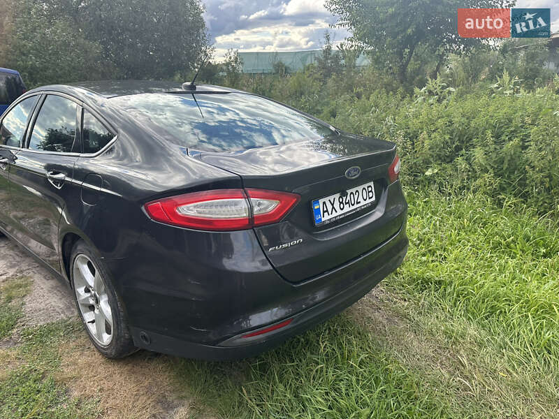 Седан Ford Fusion 2013 в Харкові