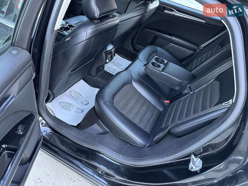 Седан Ford Fusion 2014 в Києві