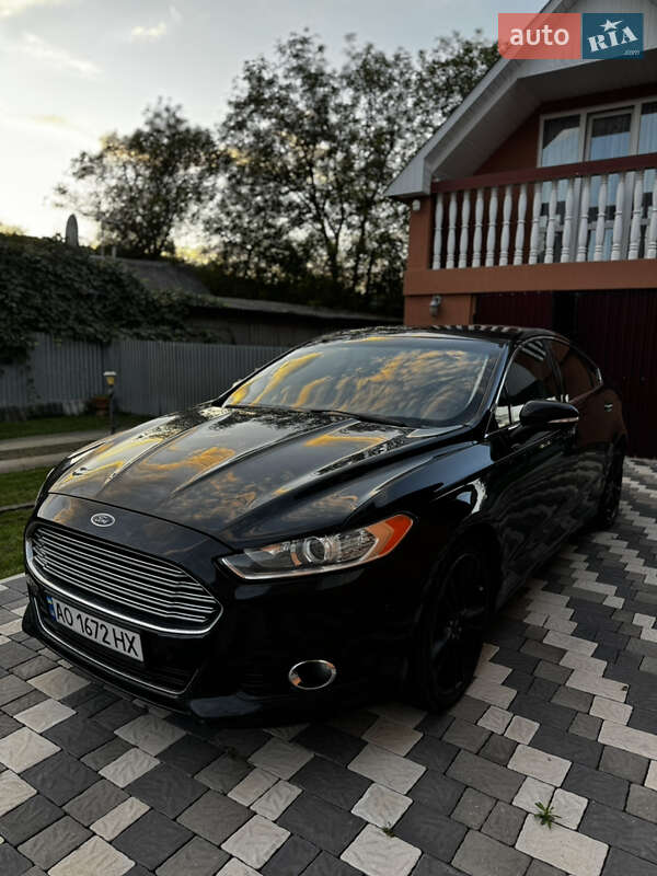 Седан Ford Fusion 2014 в Перечине