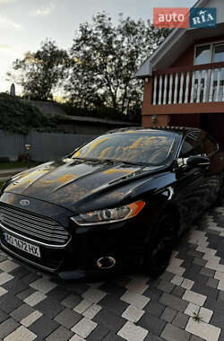 Седан Ford Fusion 2014 в 