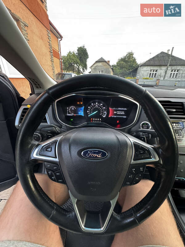 Седан Ford Fusion 2014 в Перечине