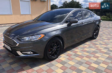 Седан Ford Fusion 2016 в 