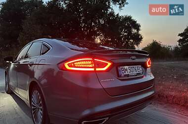 Седан Ford Fusion 2013 в 
