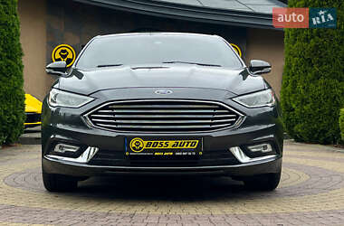 Седан Ford Fusion 2016 в 