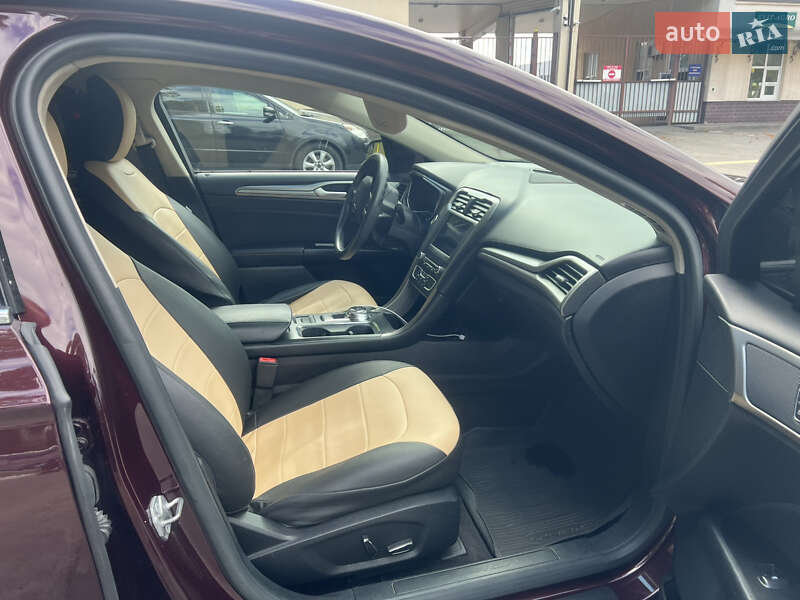Седан Ford Fusion 2016 в Киеве