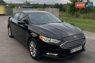 Седан Ford Fusion 2016 в 