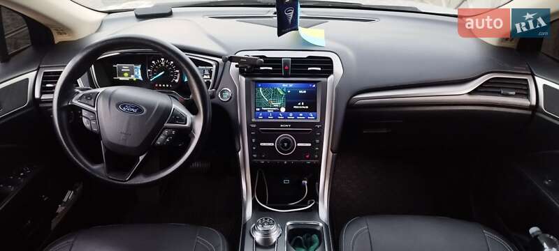 Седан Ford Fusion 2018 в Одесі