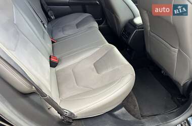 Седан Ford Fusion 2017 в 