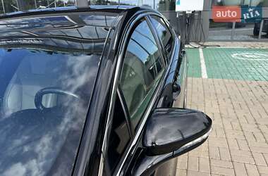 Седан Ford Fusion 2017 в 