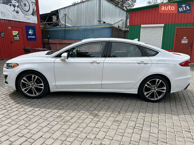 Седан Ford Fusion 2020 в Первомайске
