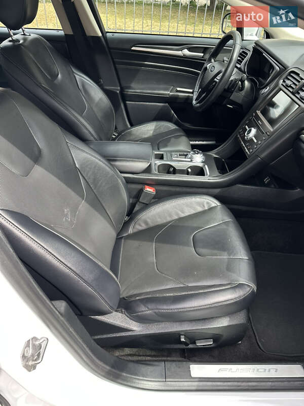 Седан Ford Fusion 2020 в Первомайске