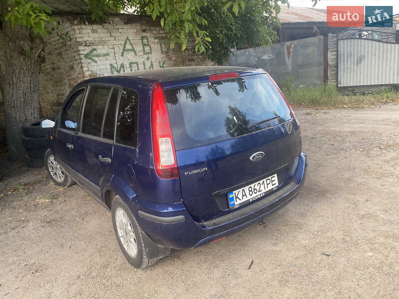 Хэтчбек Ford Fusion 2008 в Гайсине