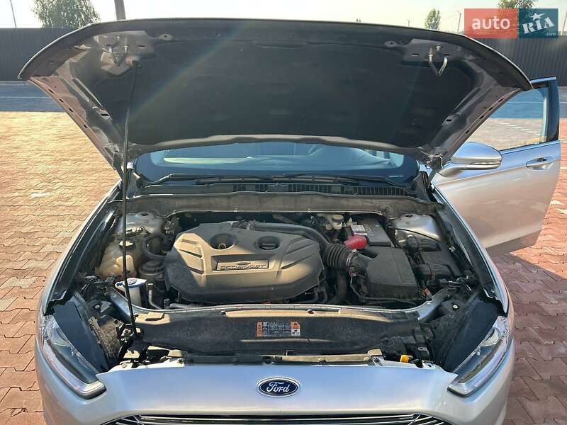 Седан Ford Fusion 2015 в Киеве