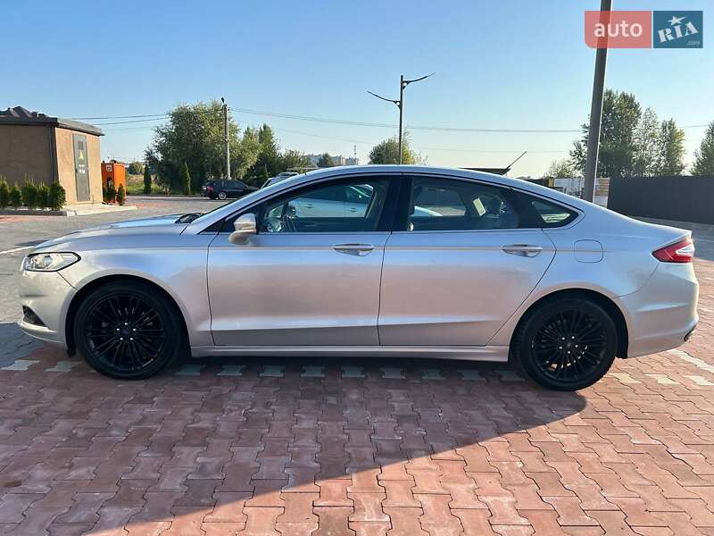 Седан Ford Fusion 2015 в Киеве