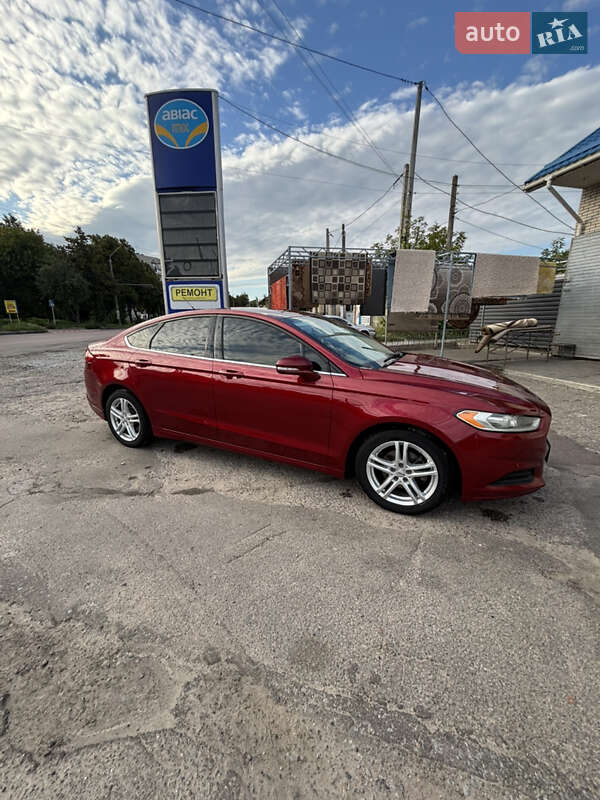 Седан Ford Fusion 2015 в Житомирі