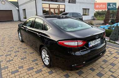 Седан Ford Fusion 2014 в 