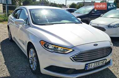 Седан Ford Fusion 2017 в 