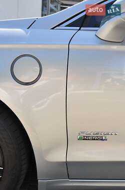 Седан Ford Fusion 2013 в 