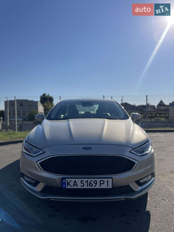 Седан Ford Fusion 2016 в Киеве